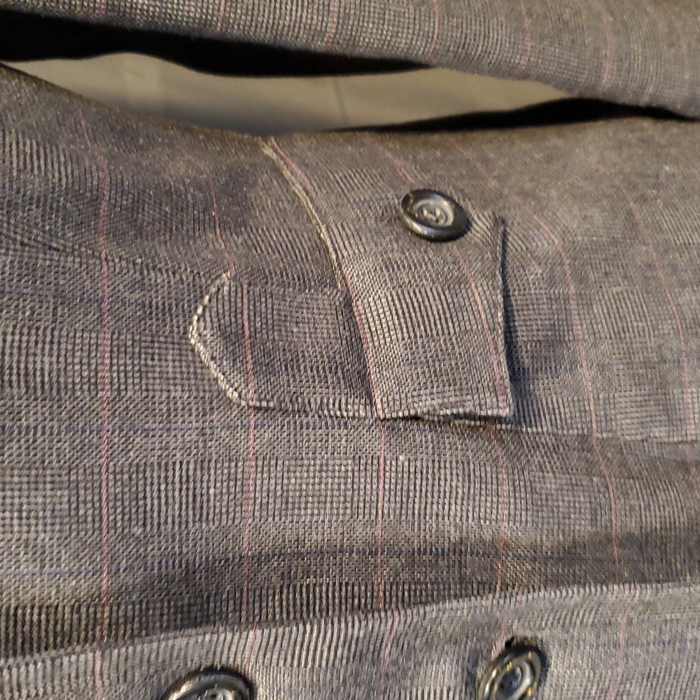Atelier Women's Gray Blazer and Matching Skirt - Picture 3 of 12